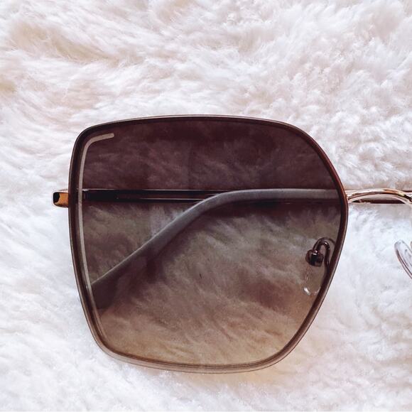 Monica Clear Blue Geometric Sunglasses - Picture 4 of 13